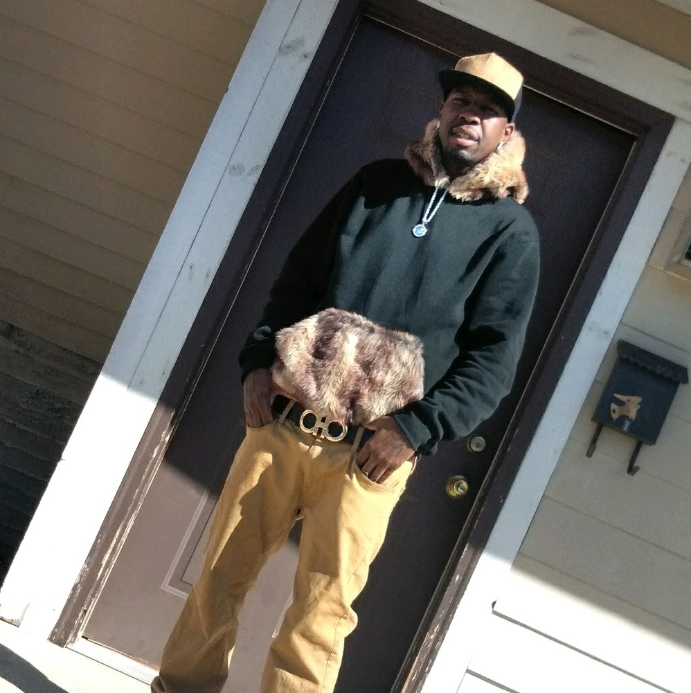 Meet your Posher, Kenneth